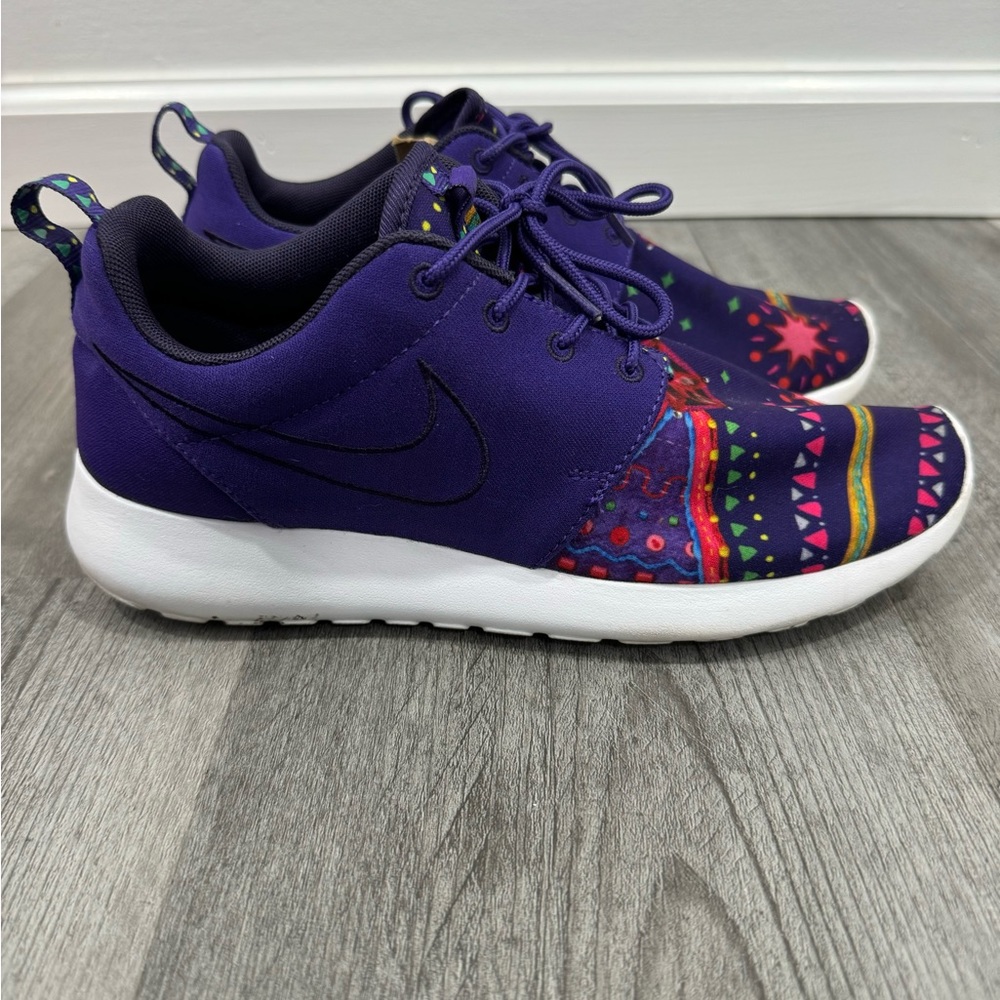 Limited edition women’s Nike Rosherun